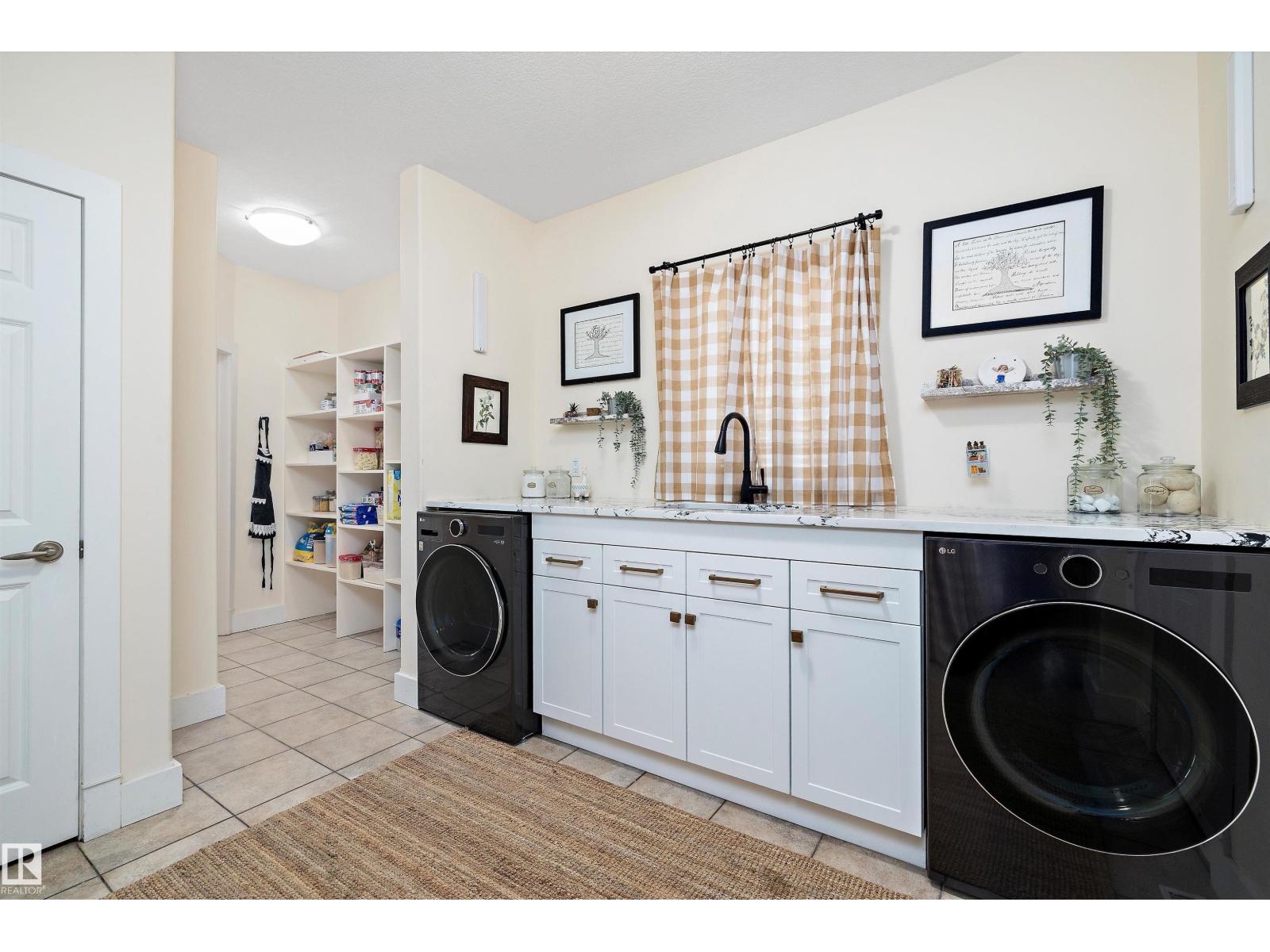 1644 HECTOR RD NW, Edmonton