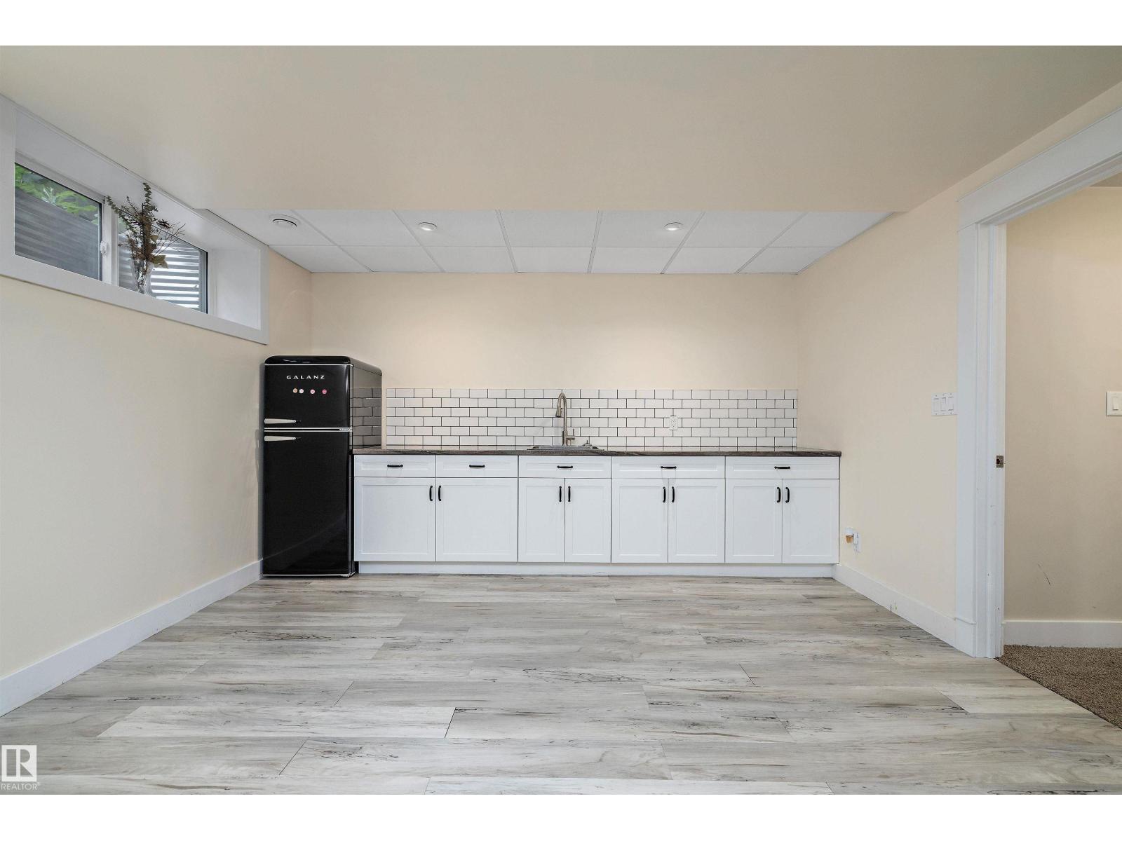 1644 HECTOR RD NW, Edmonton