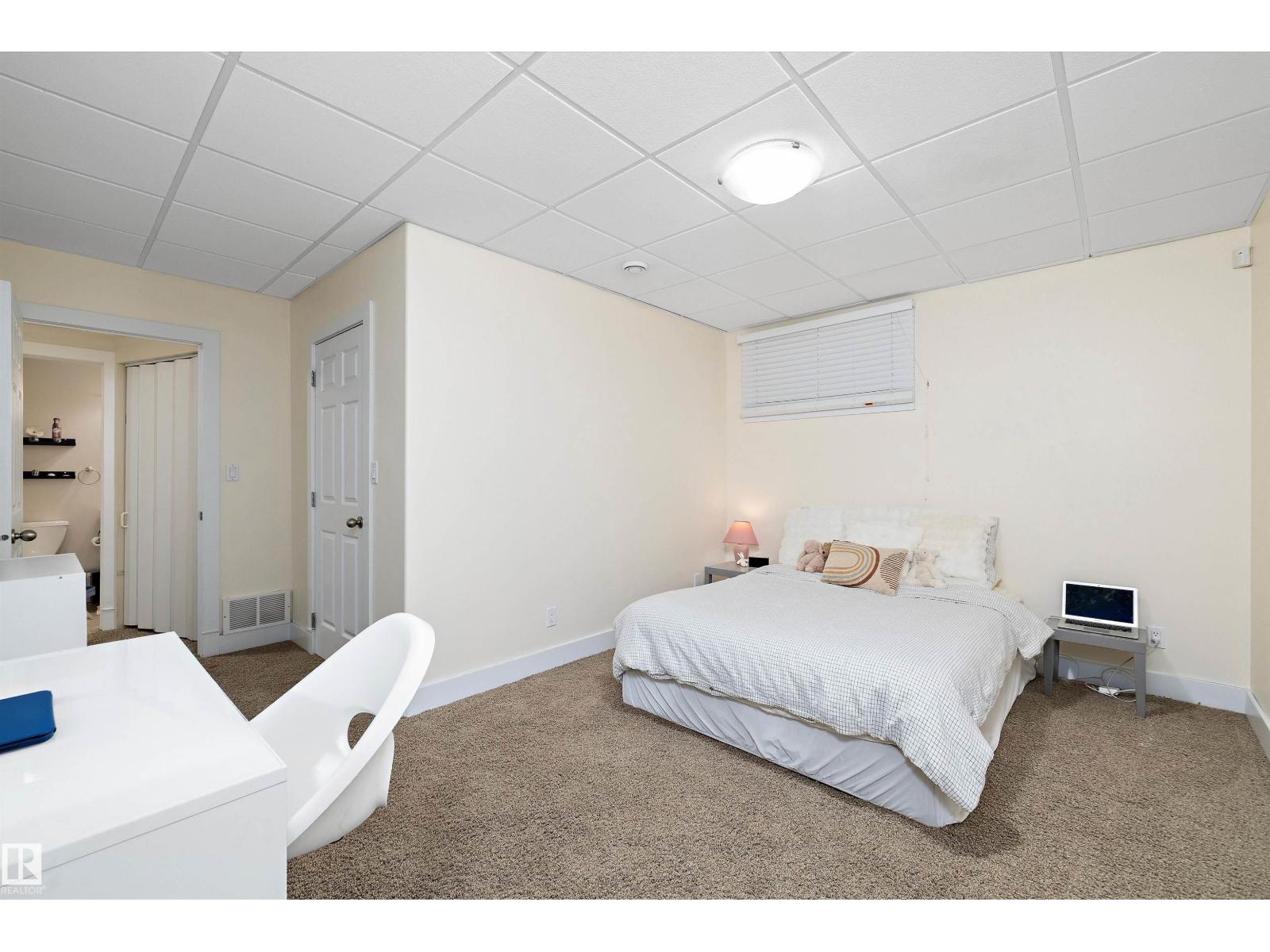 1644 HECTOR RD NW, Edmonton