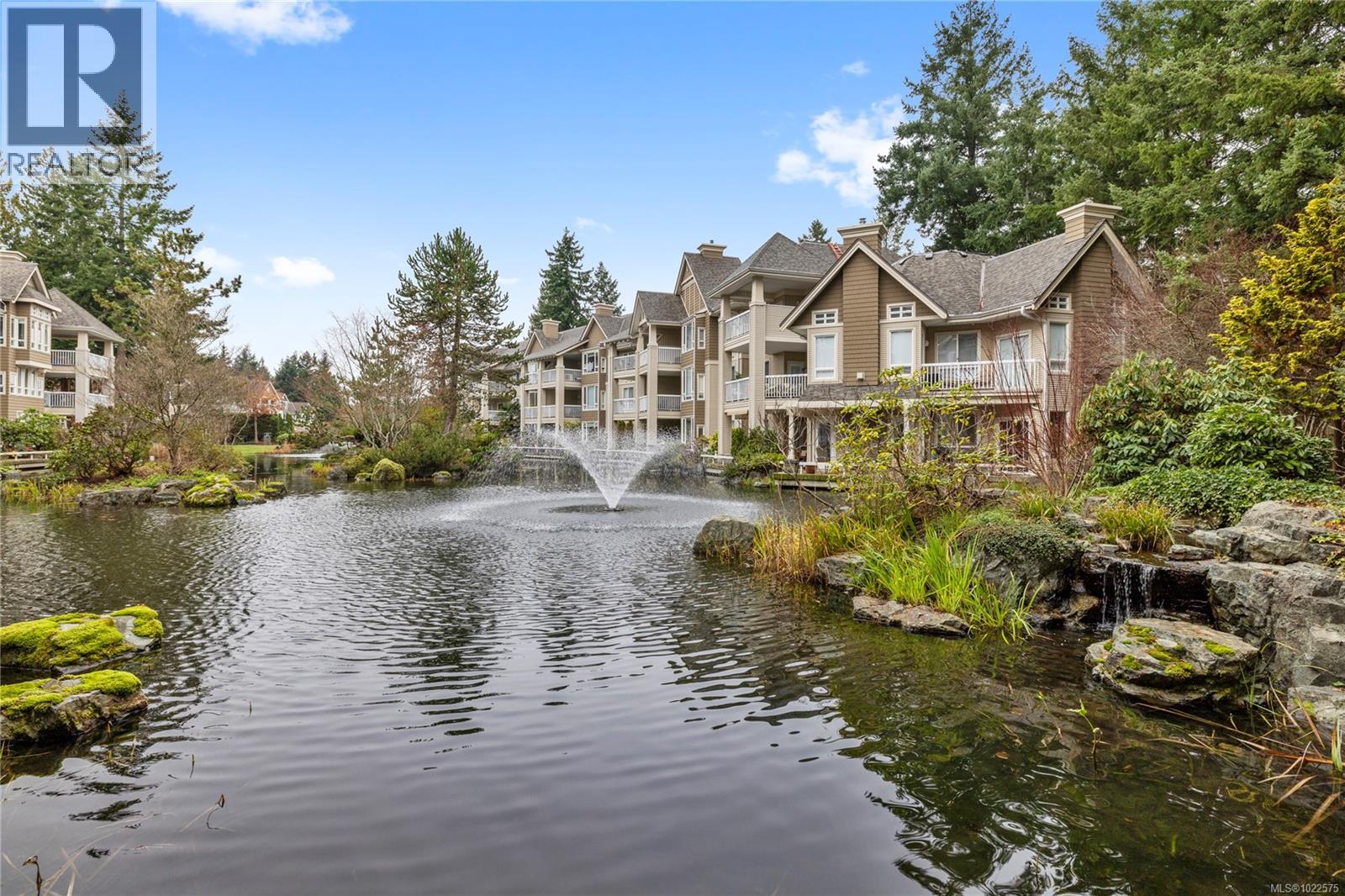 104 5685 Edgewater Lane, Nanaimo