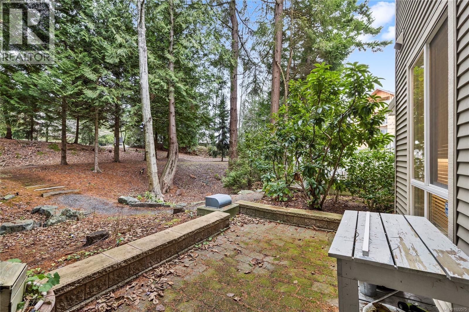 104 5685 Edgewater Lane, Nanaimo