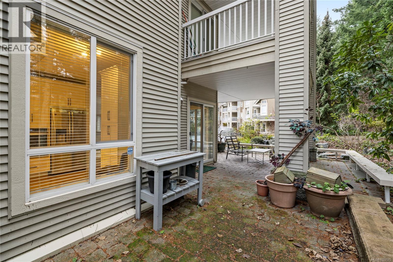 104 5685 Edgewater Lane, Nanaimo