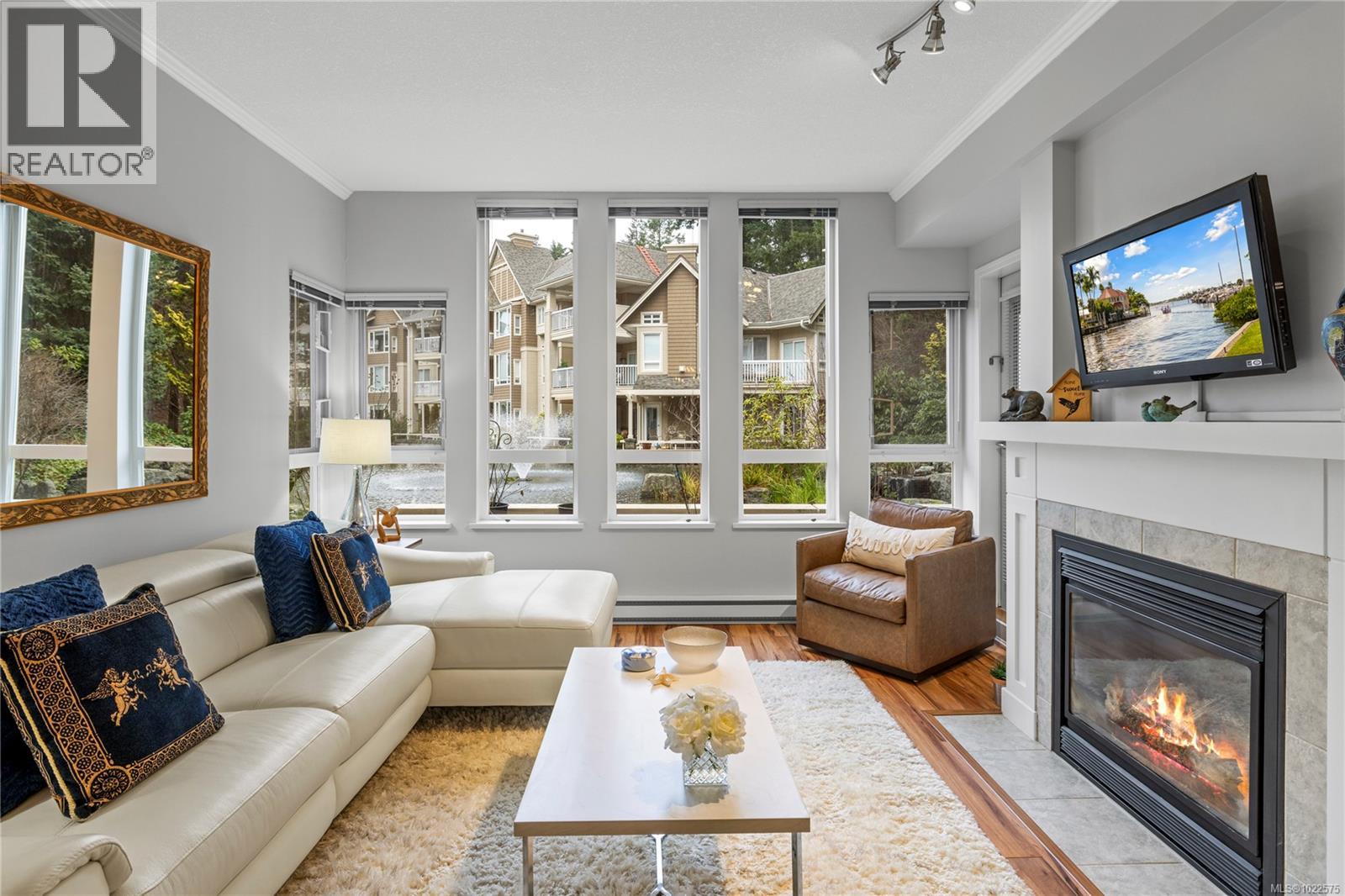 104 5685 Edgewater Lane, Nanaimo