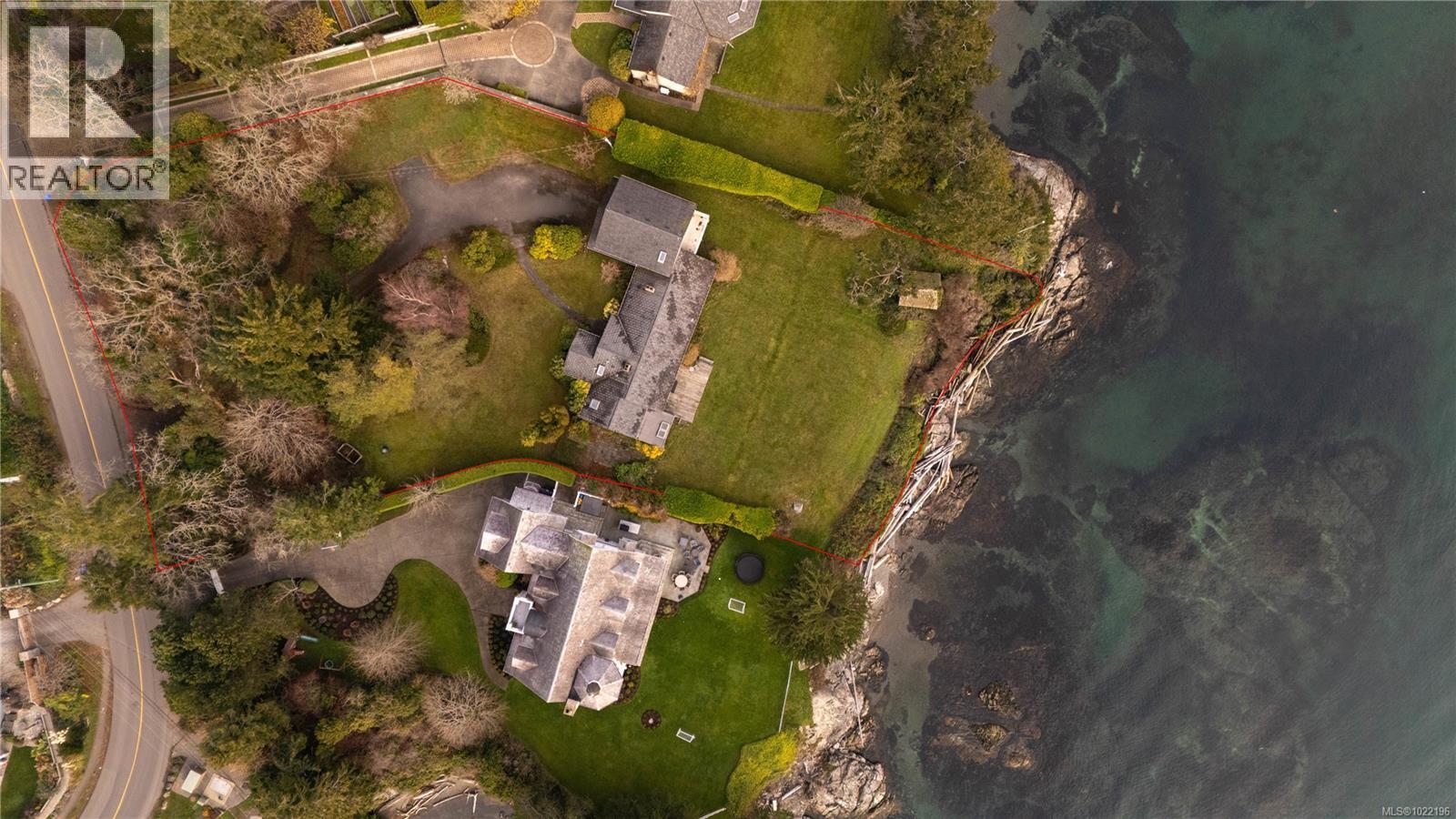  3901 Tudor Avenue, Saanich