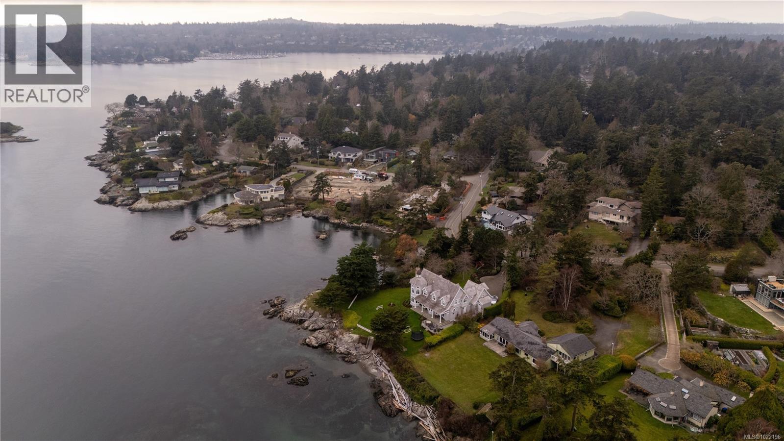  3901 Tudor Avenue, Saanich