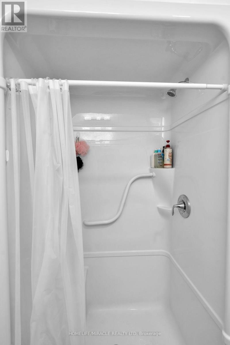 121 MARCONI COURT - 25