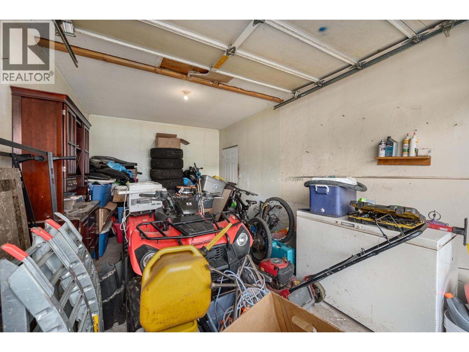 2101 BLACKWELL AVENUE - 25