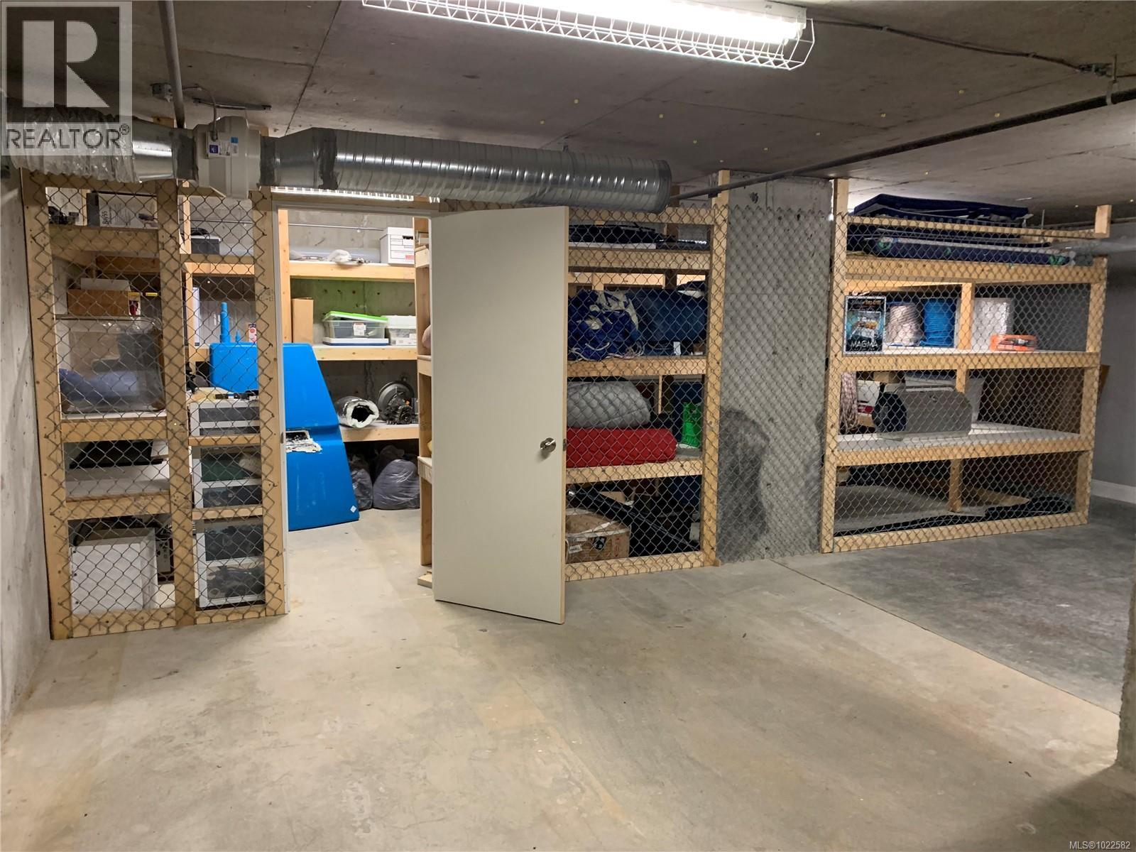 101 9776 Fourth Street, Sidney