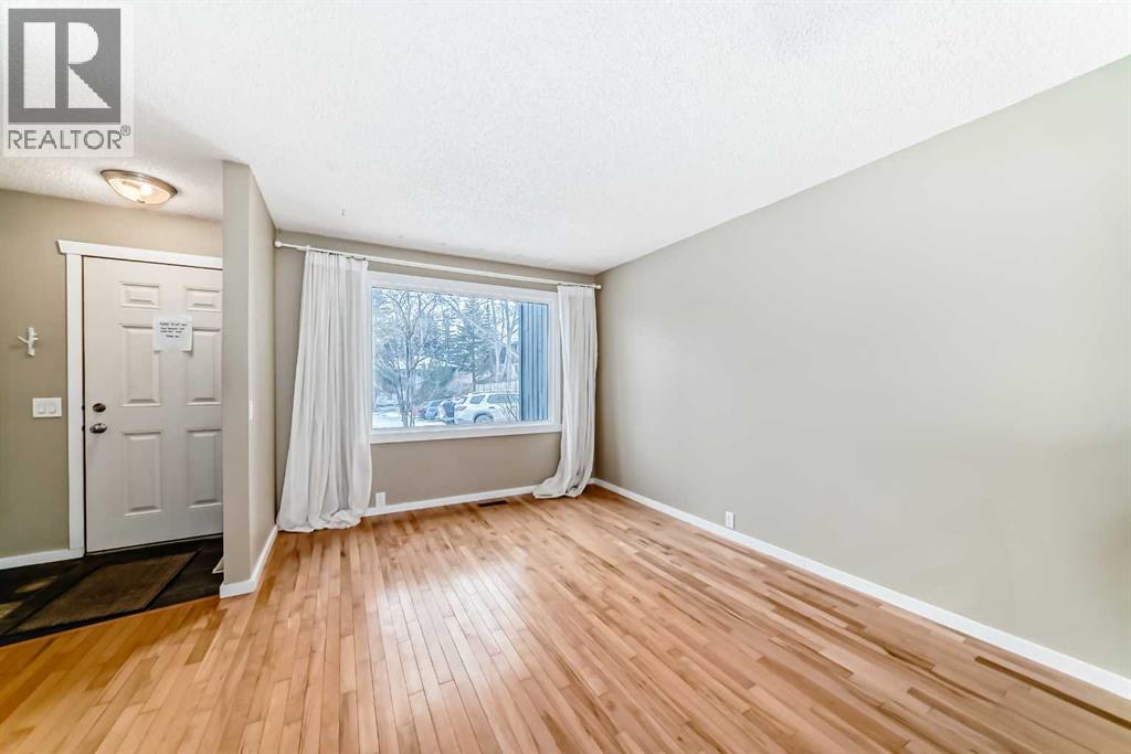 800 Bowcroft Place, Cochrane