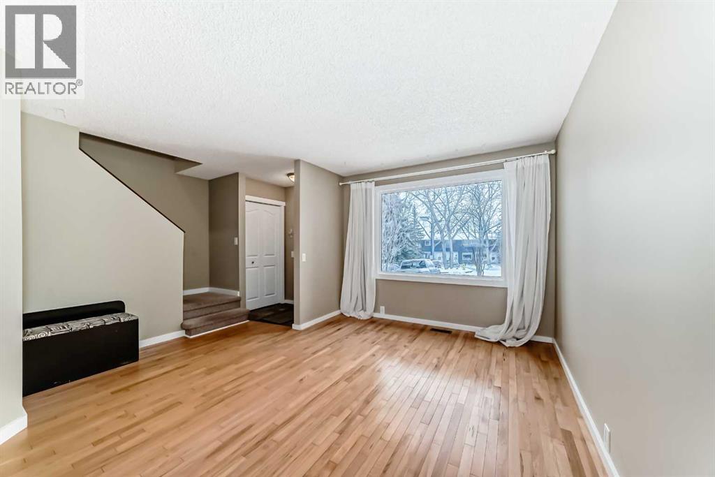 800 Bowcroft Place, Cochrane