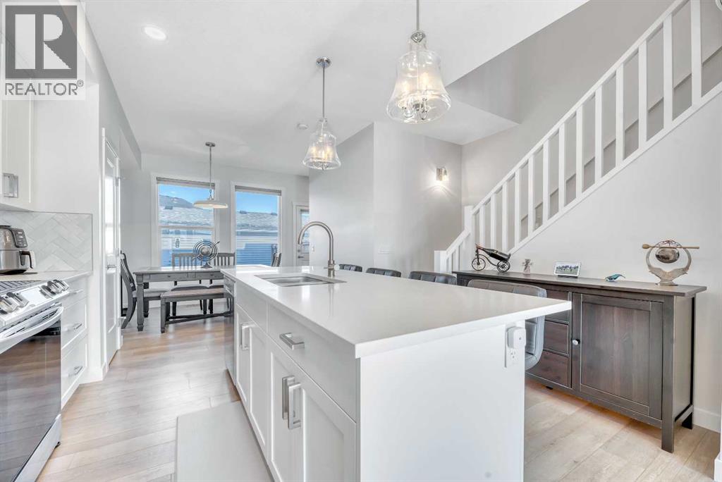 Single Family House for Sale in  Wolf Hollow Park SE Wolf Willow Calgary 