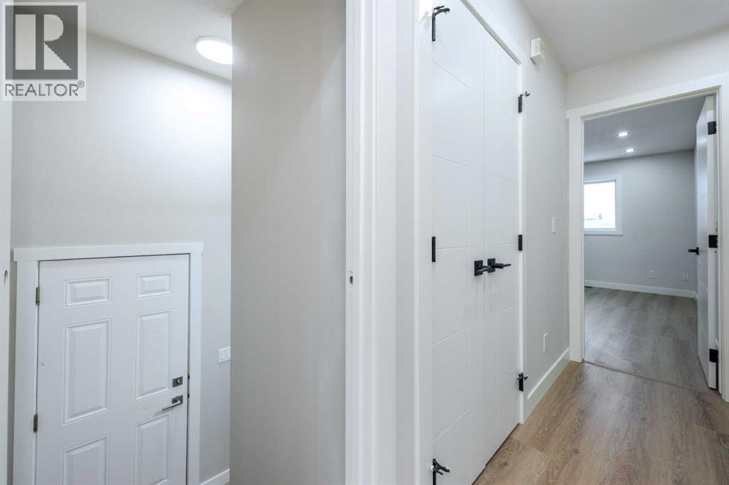 Single Family House Bi-level for Sale in  Laguna Way NE Monterey Park Calgary 