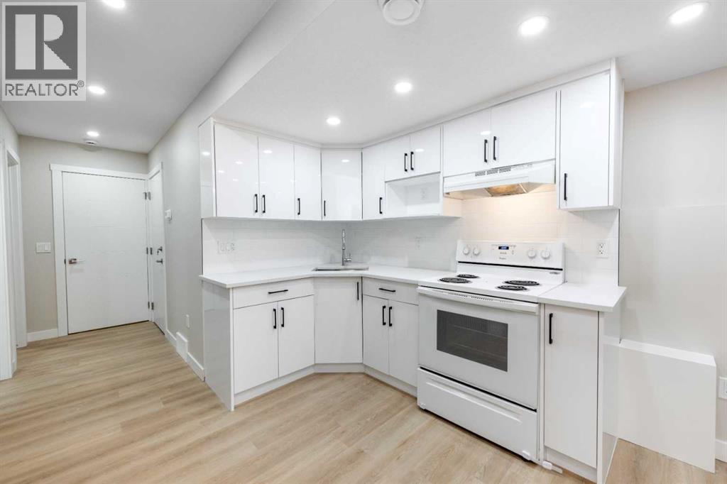 Single Family House Bi-level for Sale in  Laguna Way NE Monterey Park Calgary 