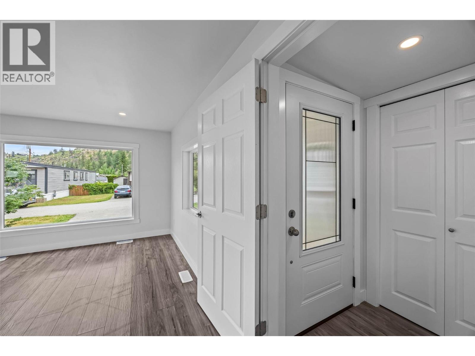 #32 1214 OKANAGAN AVENUE - 9