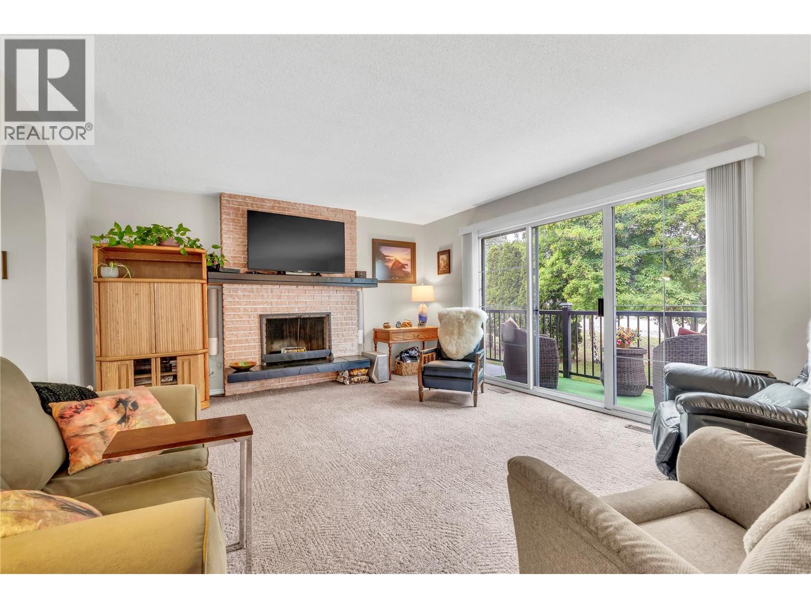 2887 Aberdeen Road, West Kelowna