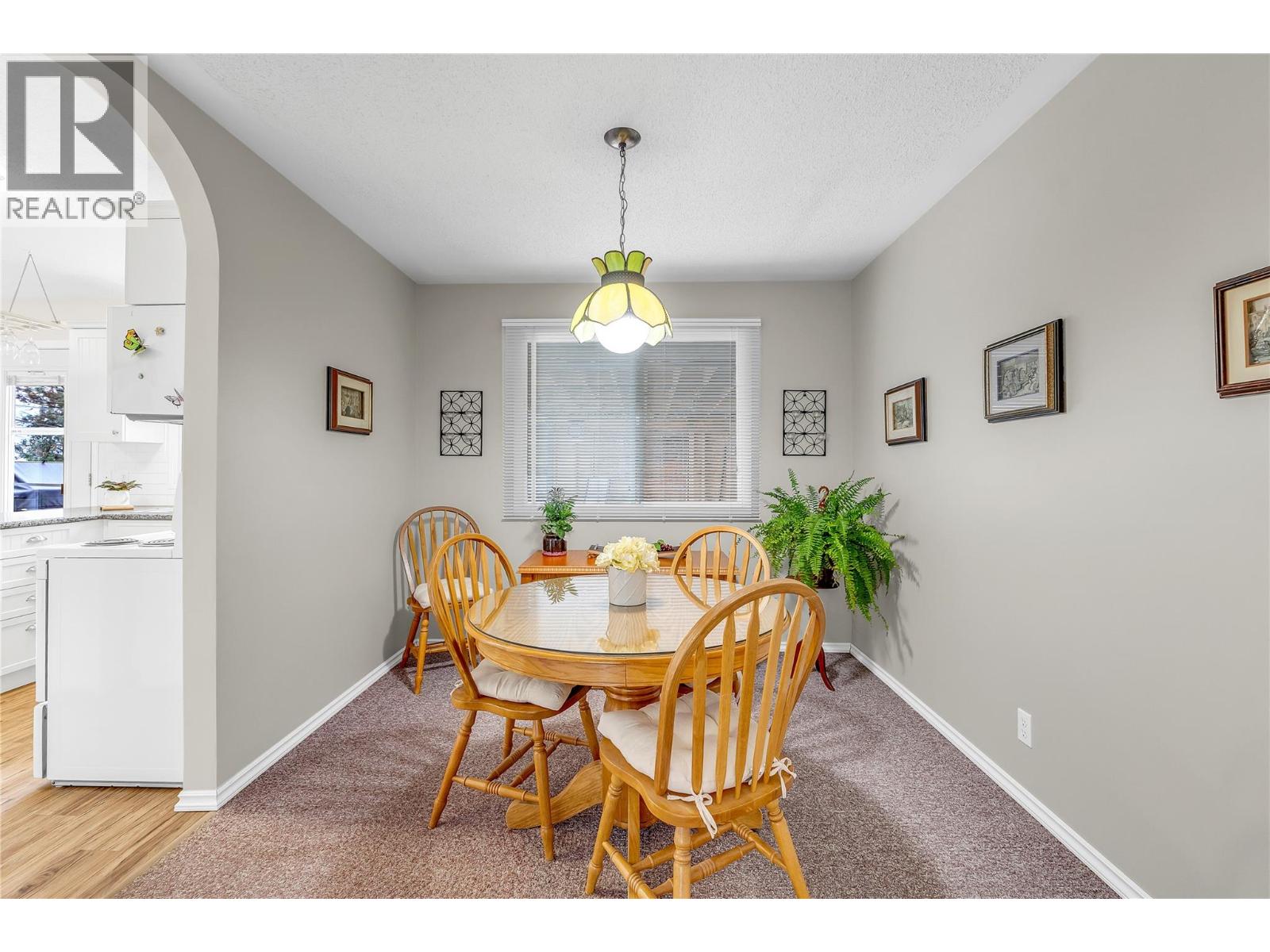 2887 Aberdeen Road, West Kelowna