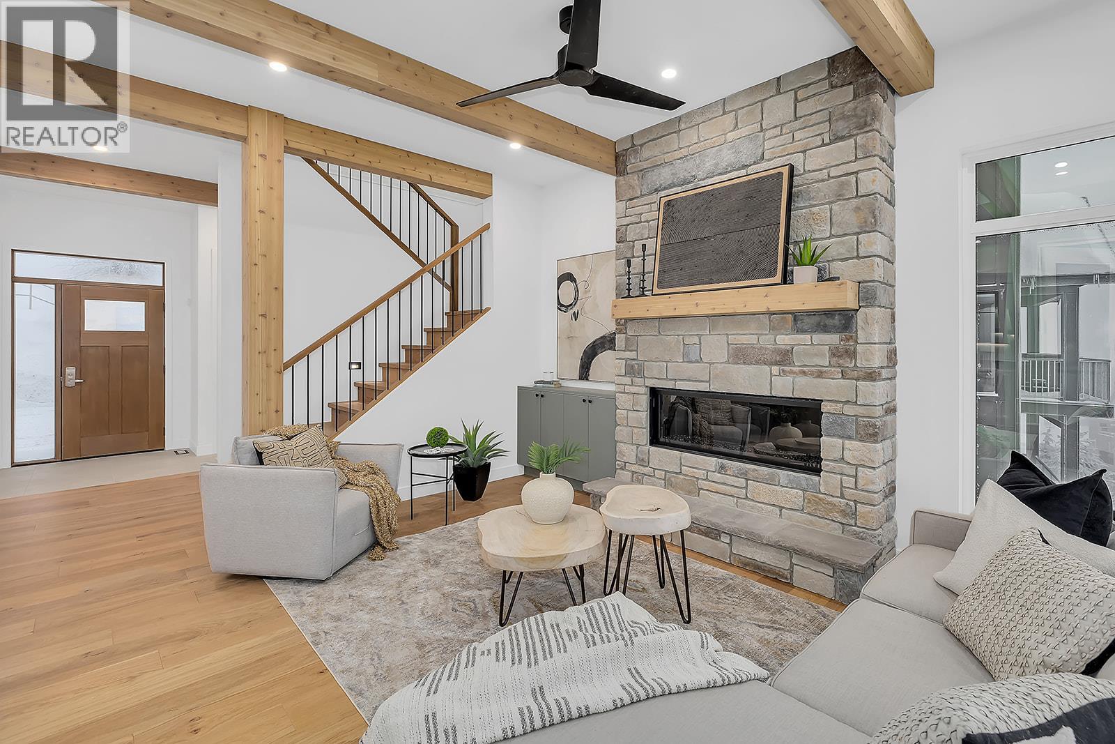 82 255 Feathertop Way, Big White