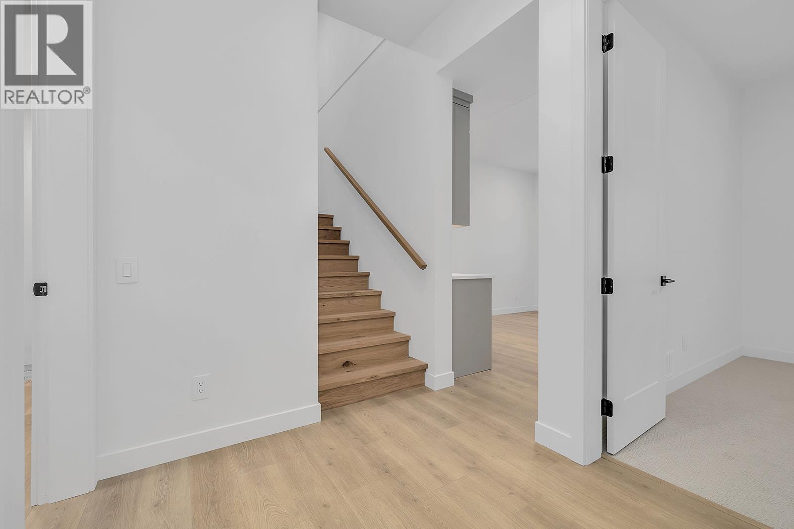 82 255 Feathertop Way, Big White