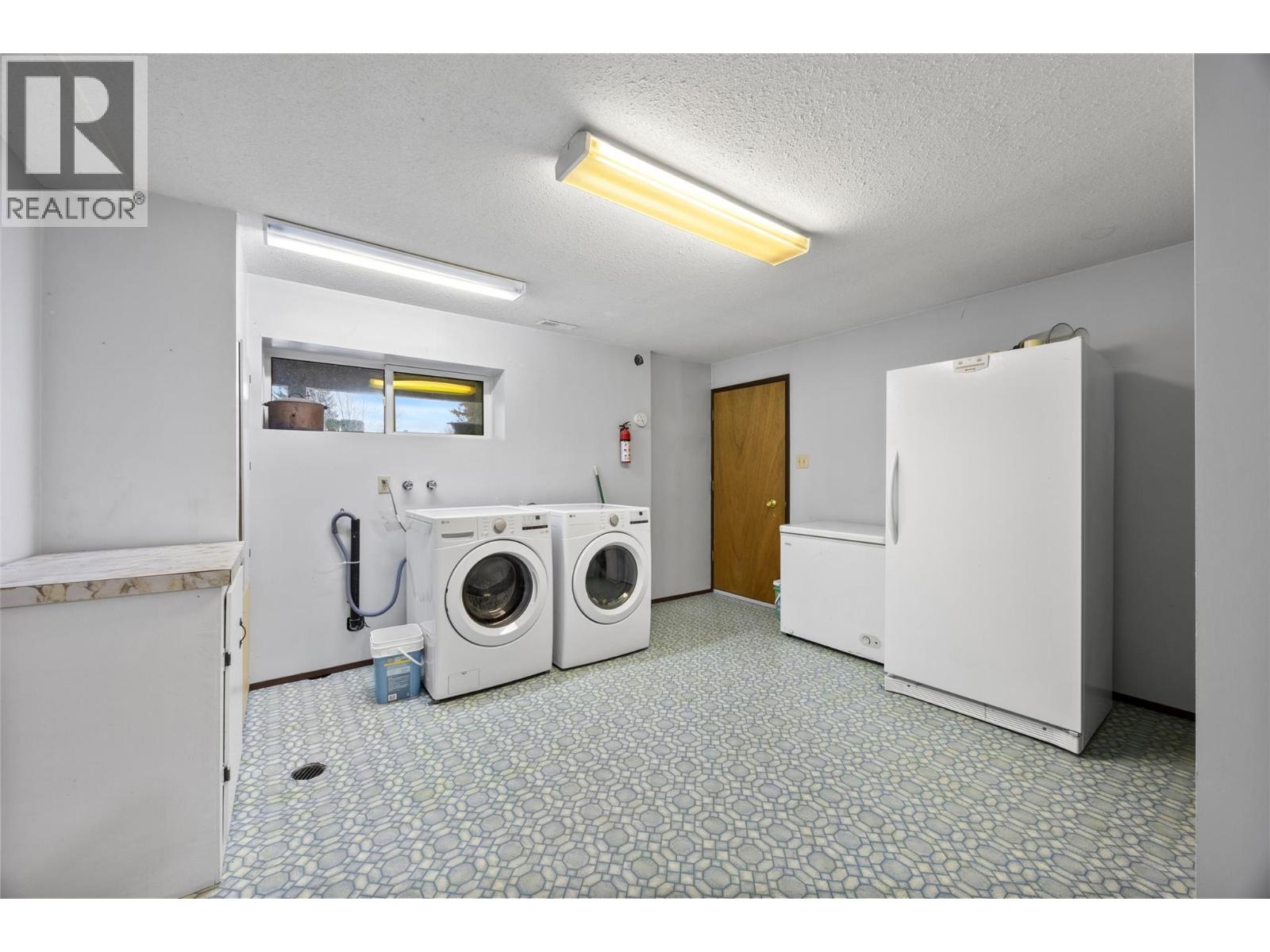 229 ASPEN DRIVE - 20