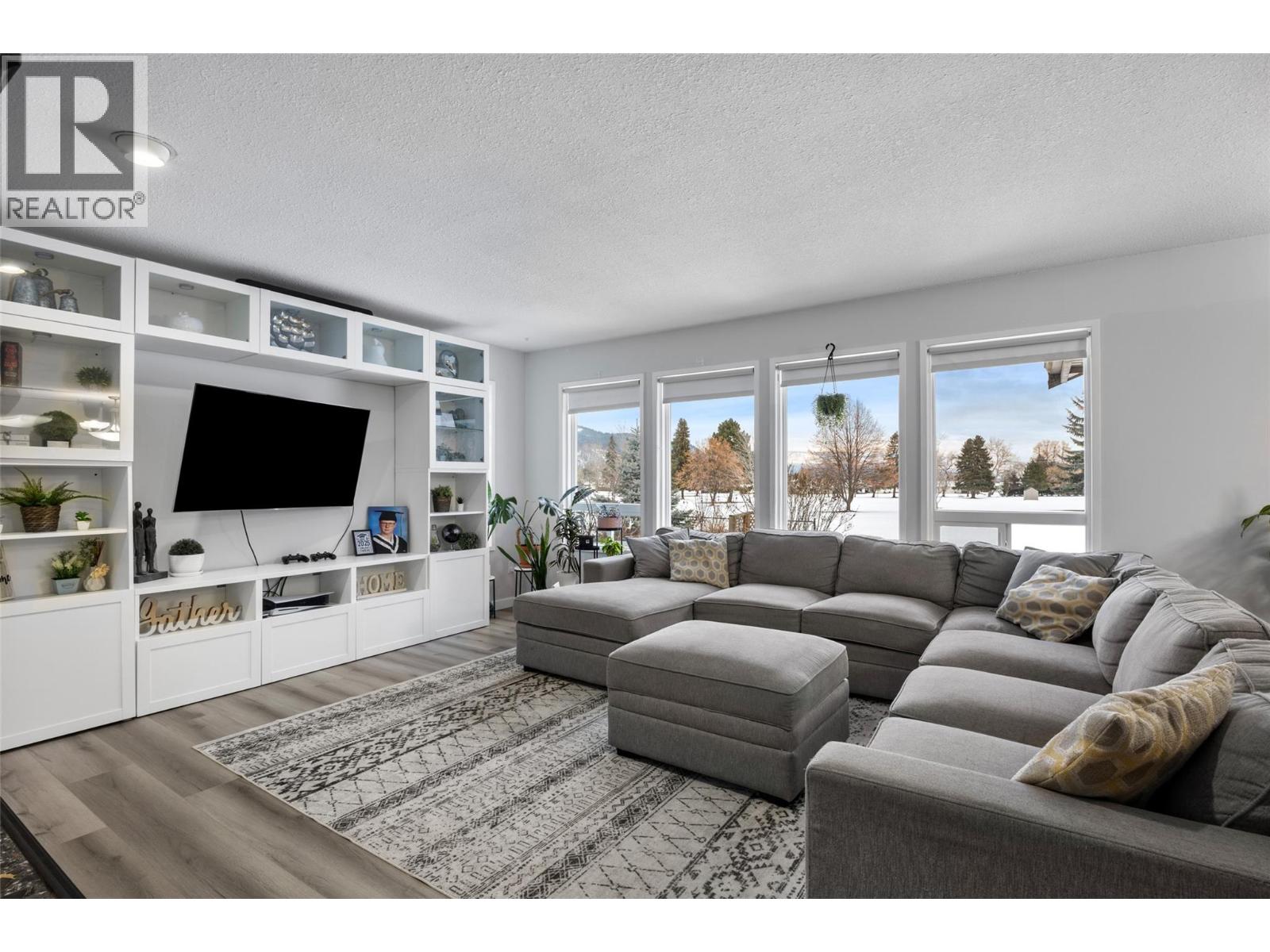 229 ASPEN DRIVE - Image 3