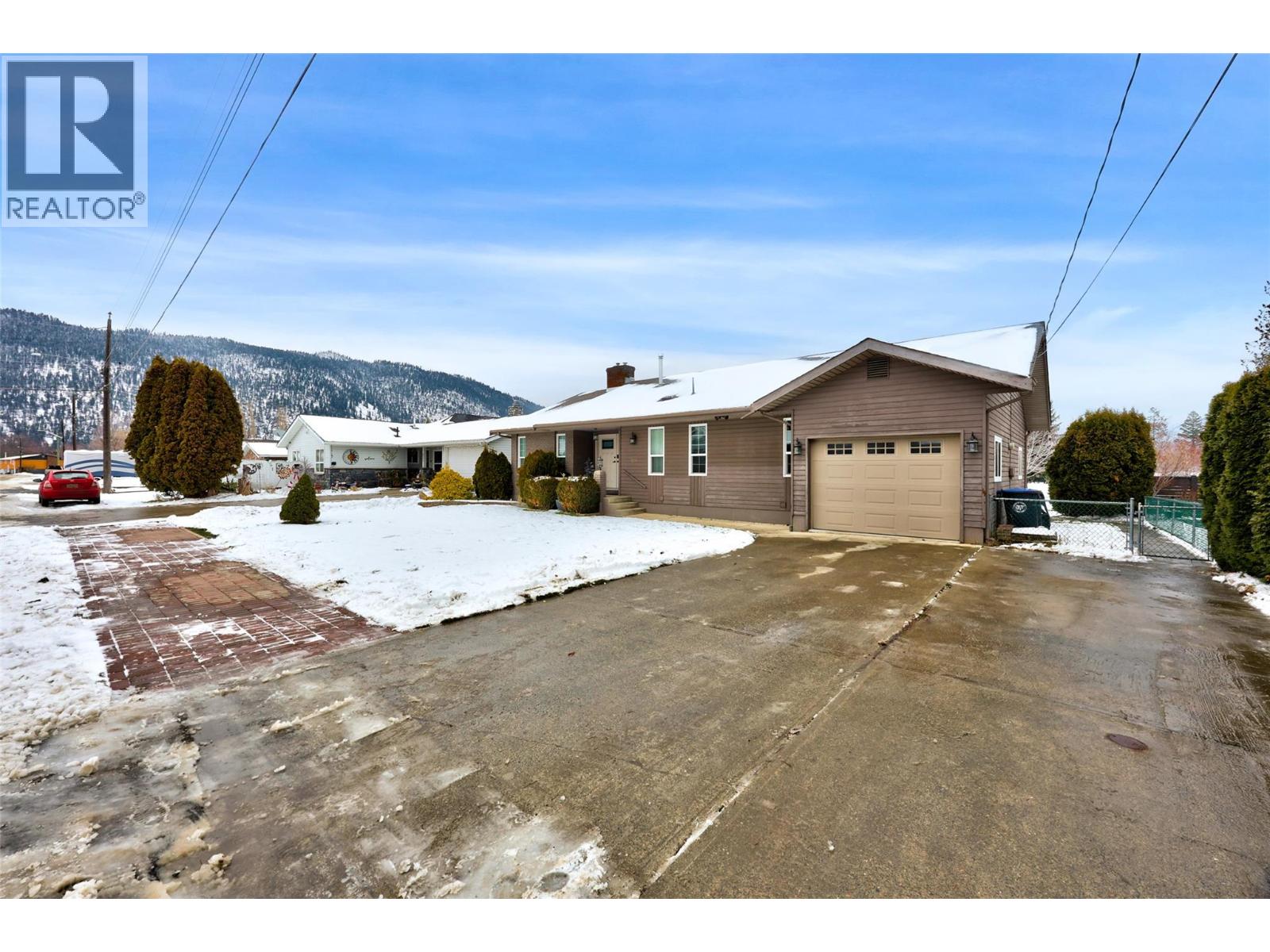 229 ASPEN DRIVE - 23