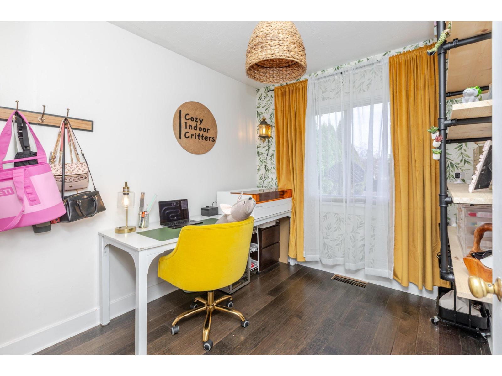 33479 5 AVENUE, Mission