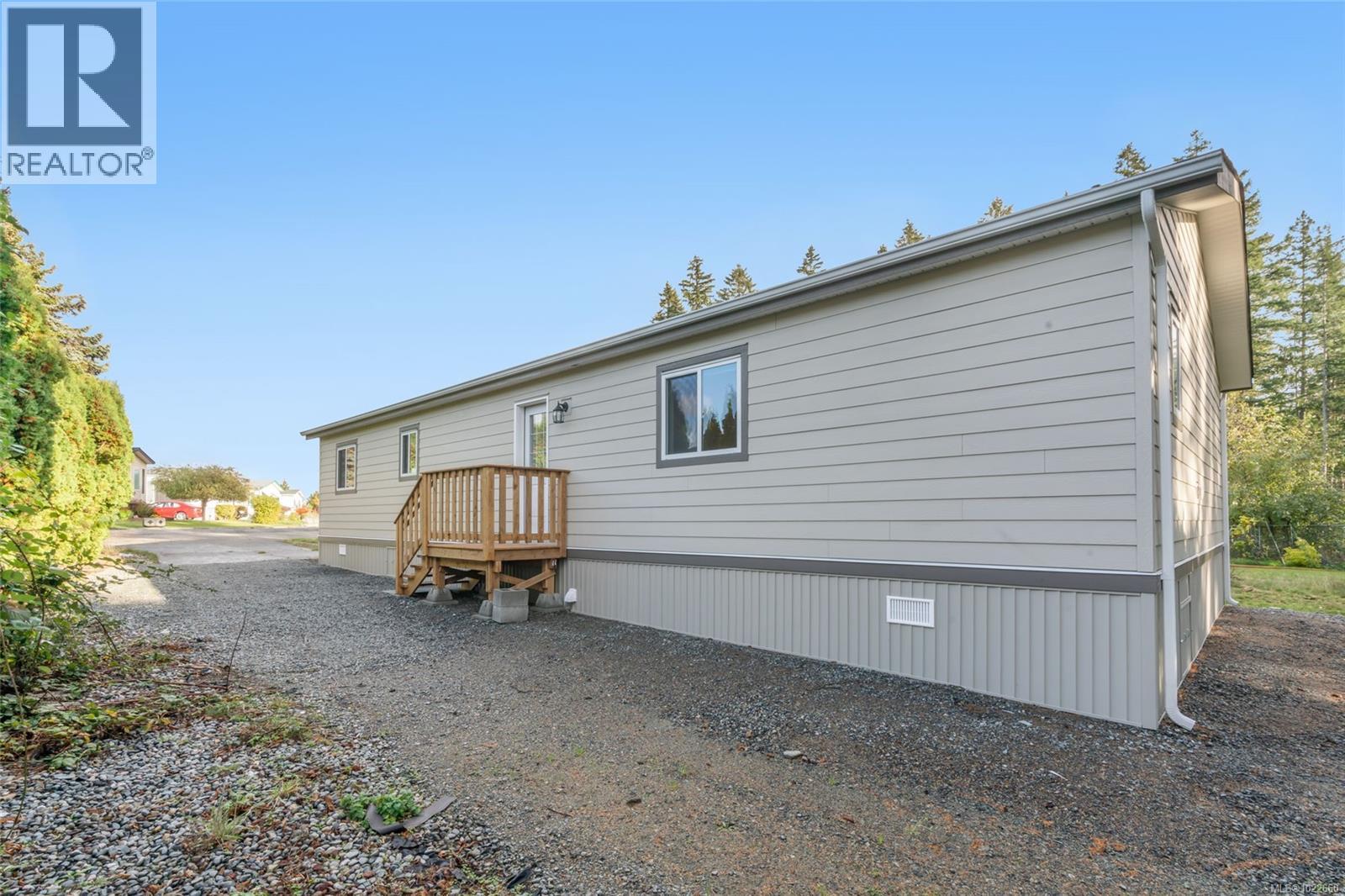 27 2301 Arbot Rd, Nanaimo