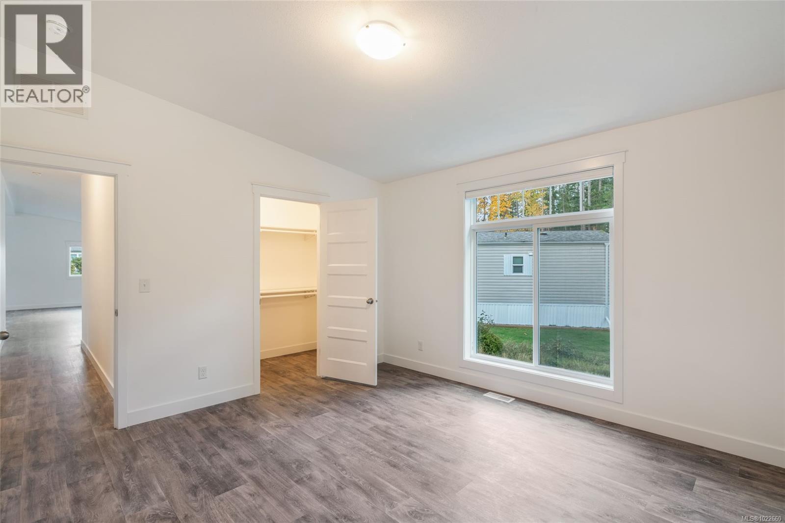 27 2301 Arbot Rd, Nanaimo