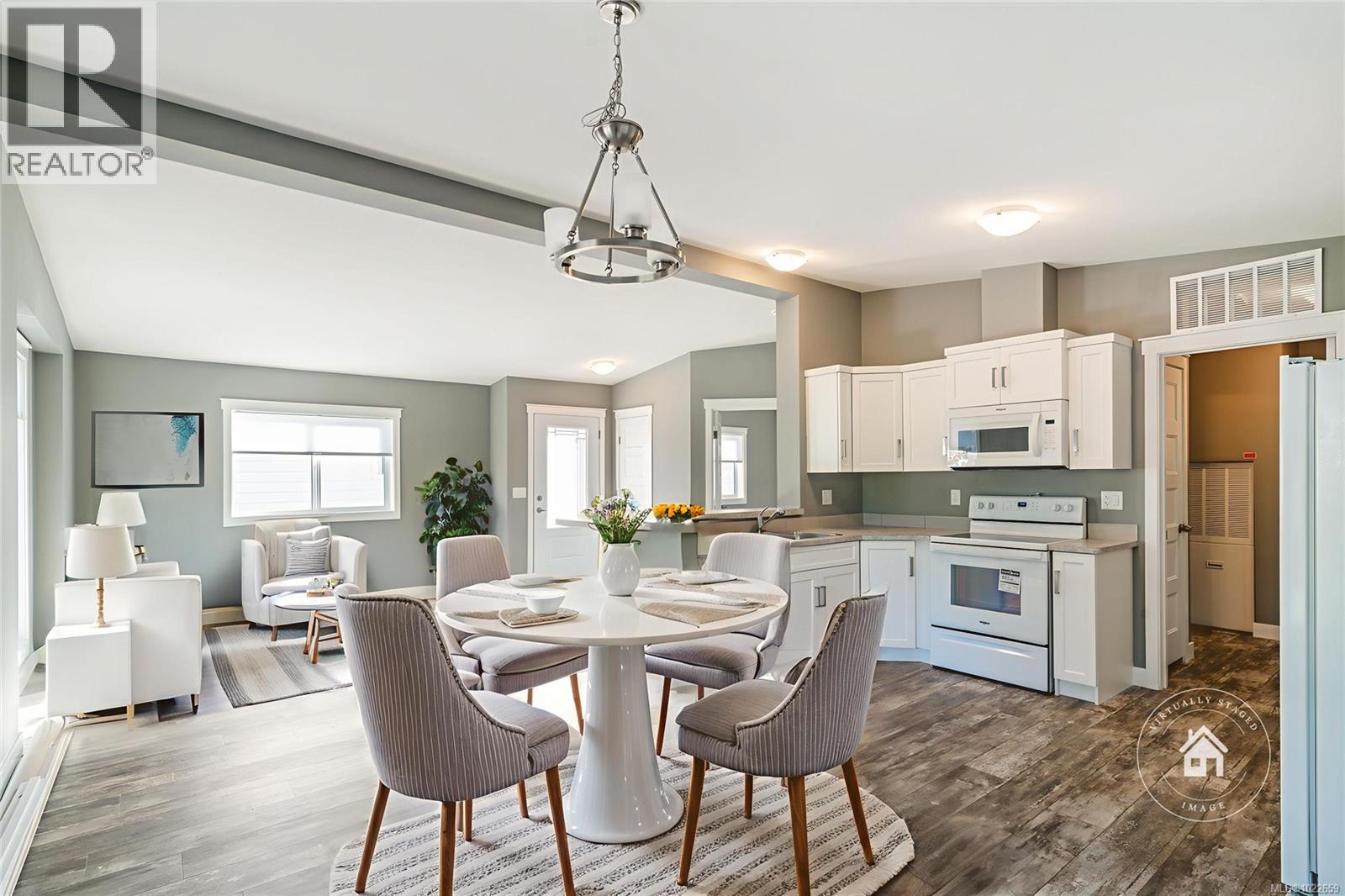 138 6325 Metral Dr, Nanaimo