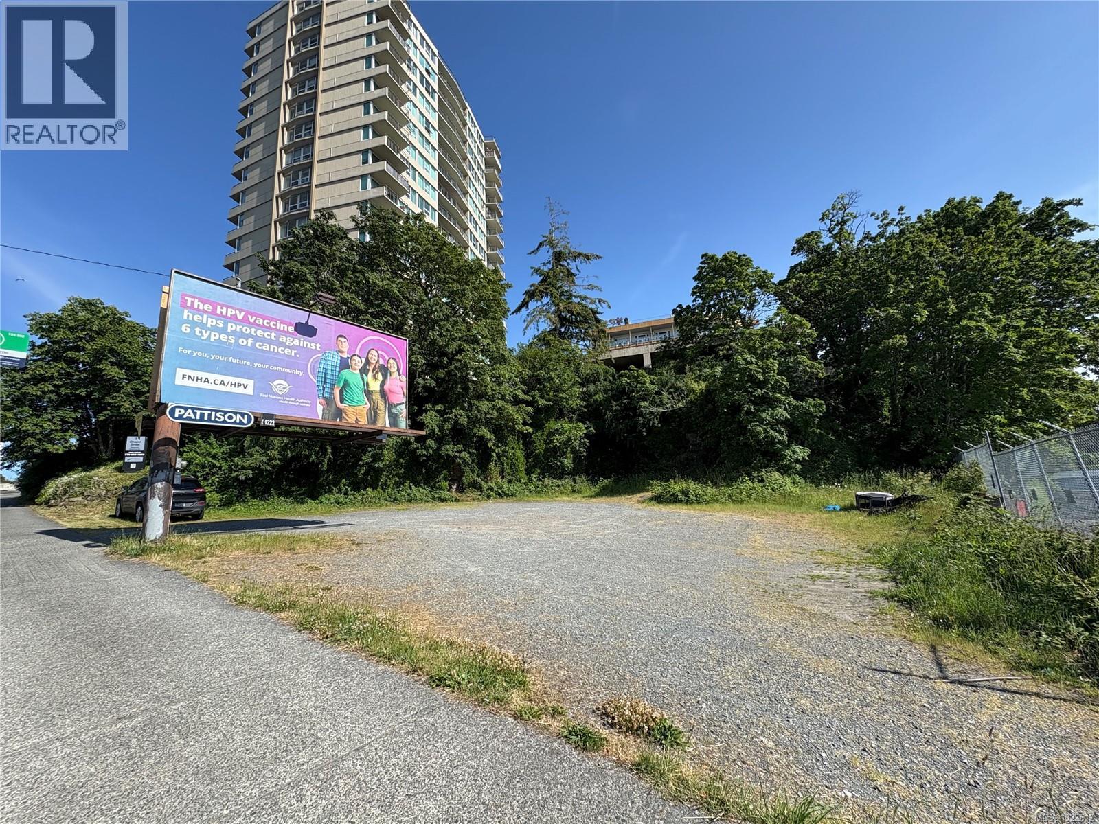 55 Comox Rd - 12