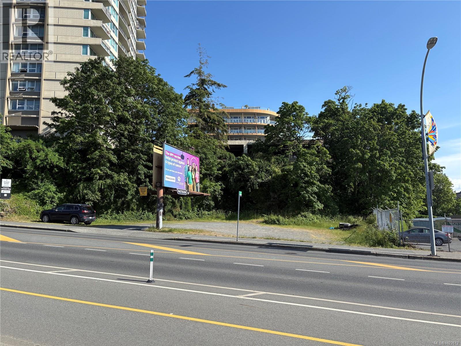 55 Comox Rd - 14