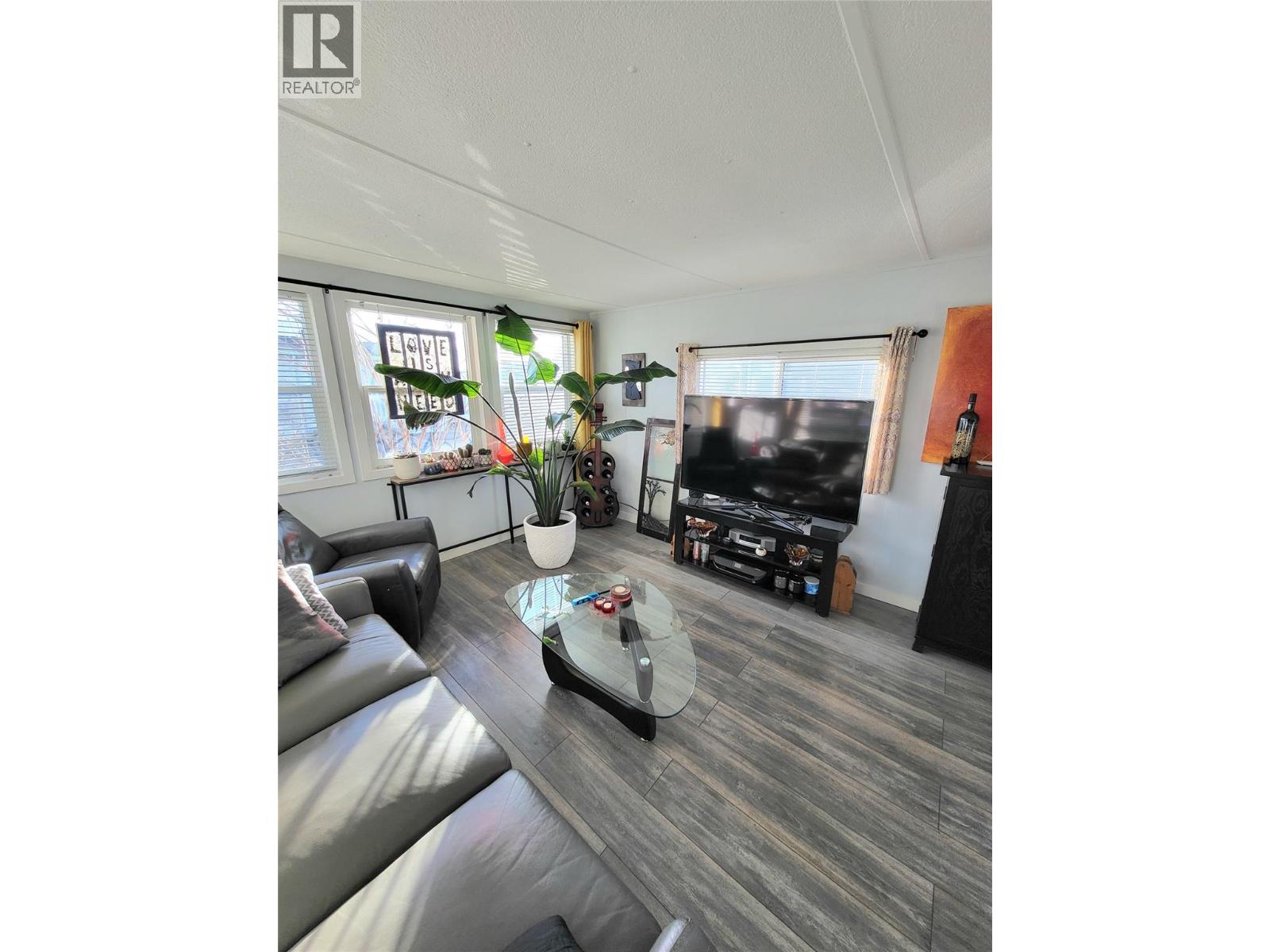 #47 98 Okanagan Avenue - 2