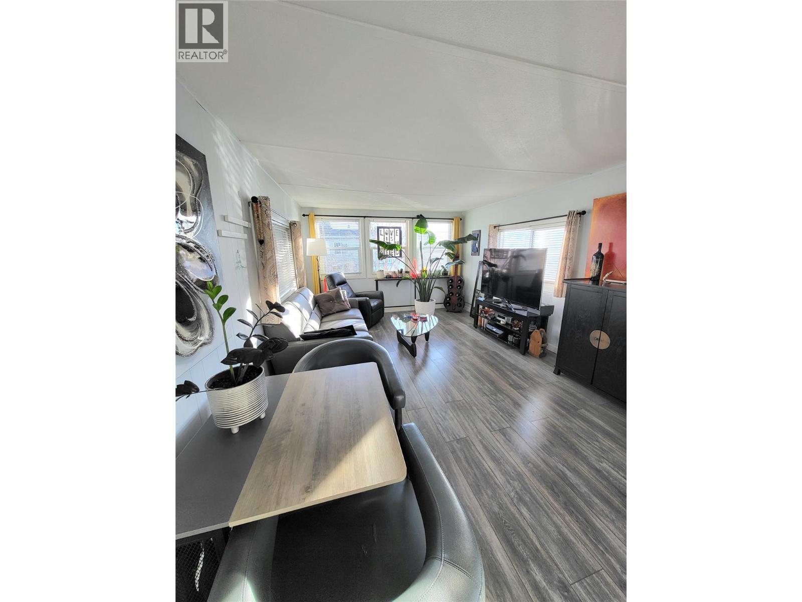 #47 98 Okanagan Avenue - 19
