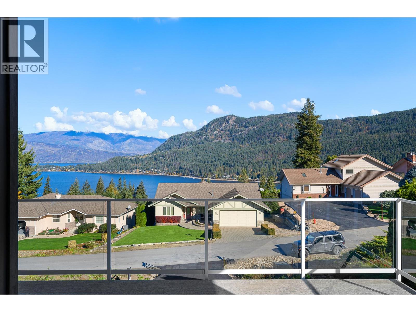  2594 Grand View Place, Blind Bay