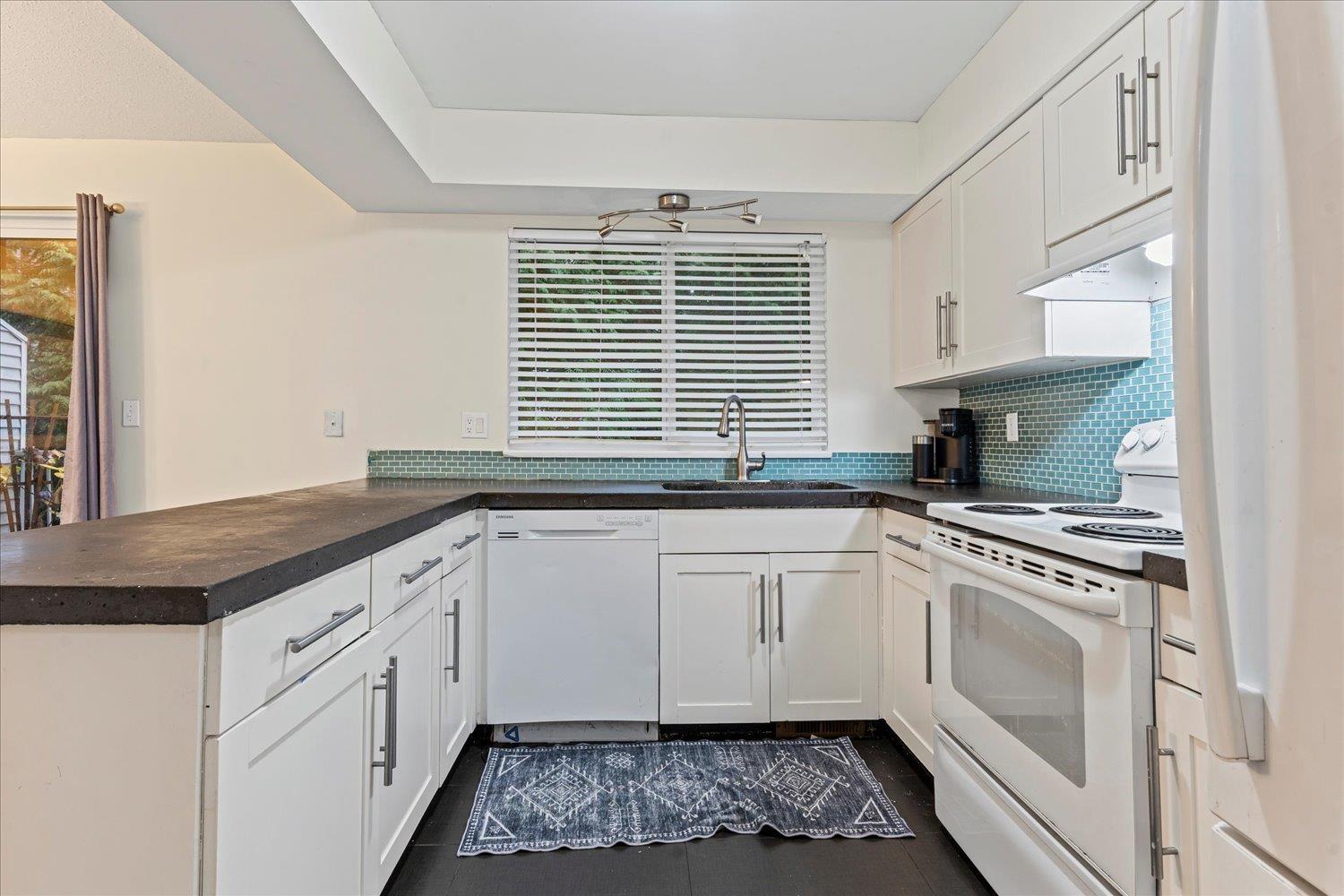 15 3087 IMMEL STREET, Abbotsford