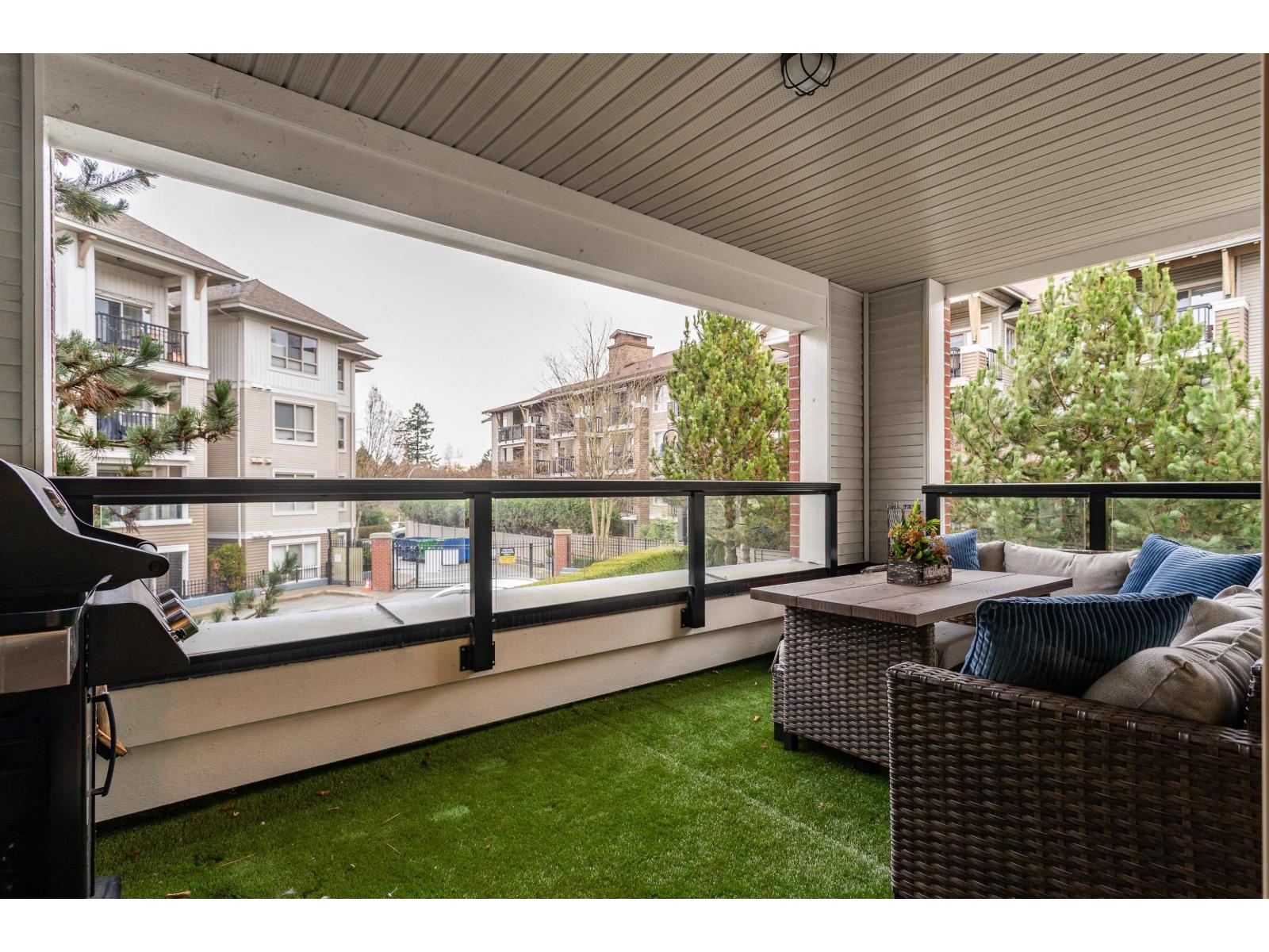 A206 8929 202 STREET, Langley