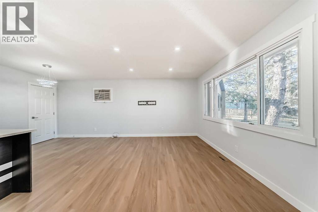 Single Family House Bungalow for Sale in  Pinecliff Way NE Pineridge Calgary 