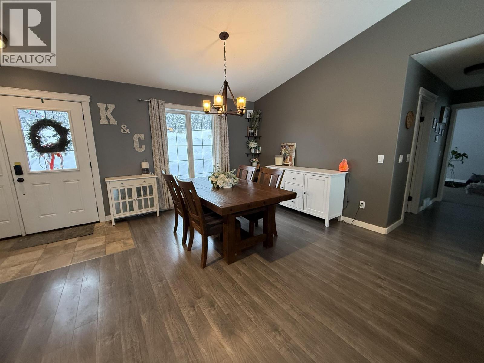 13795 GOLF COURSE ROAD, Charlie Lake