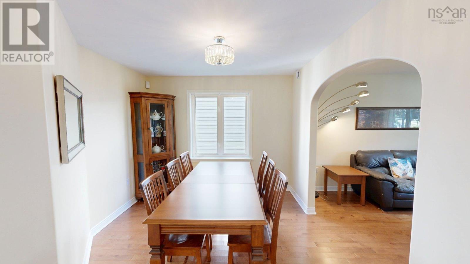 Property 10 of 37 of 11 Glenbourne Court