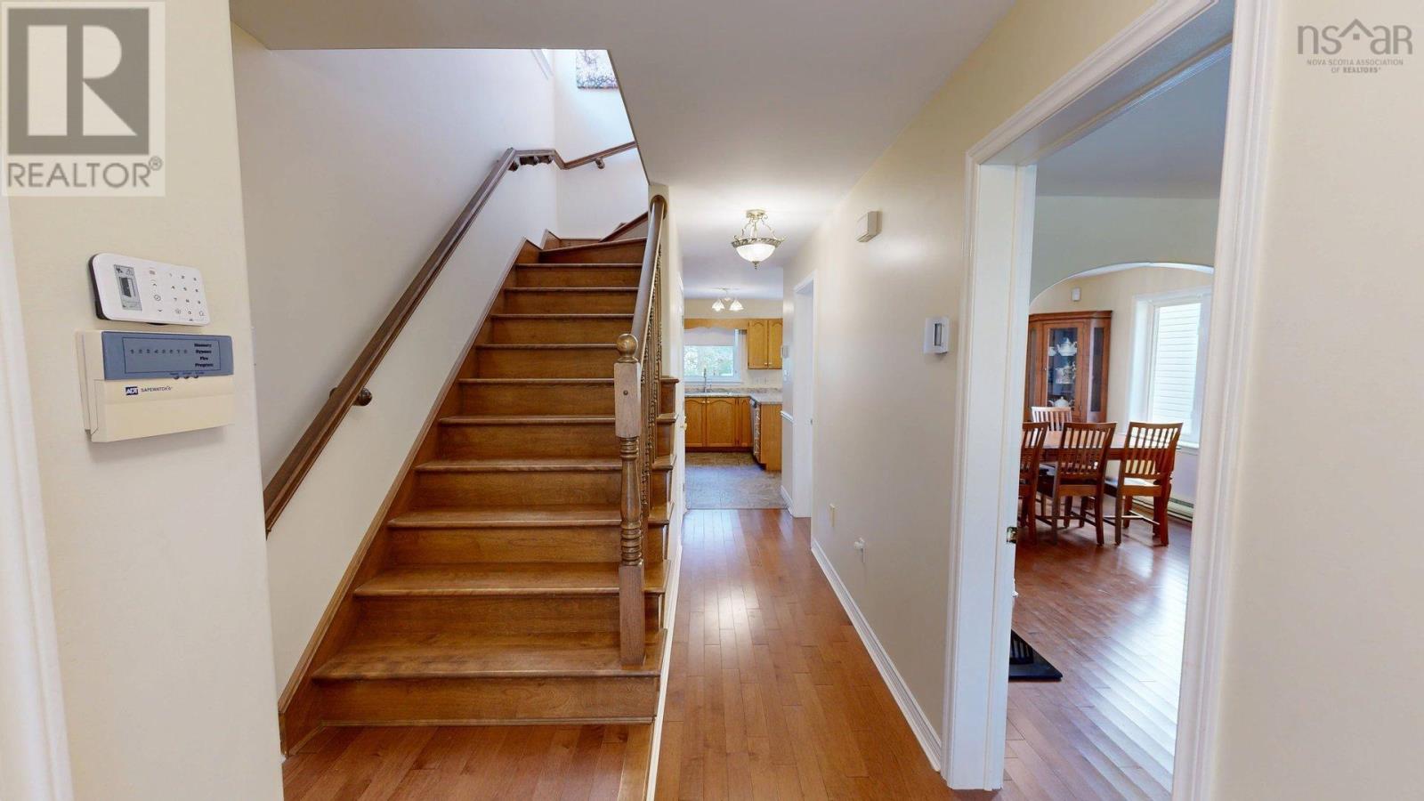 Property 18 of 37 of 11 Glenbourne Court