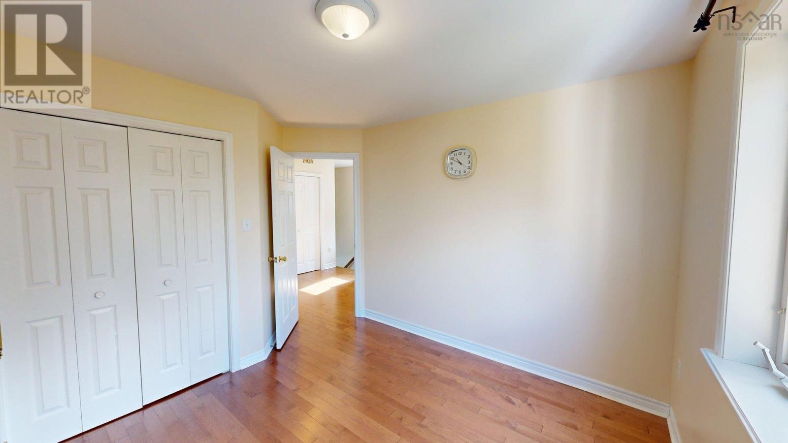 Property 28 of 37 of 11 Glenbourne Court