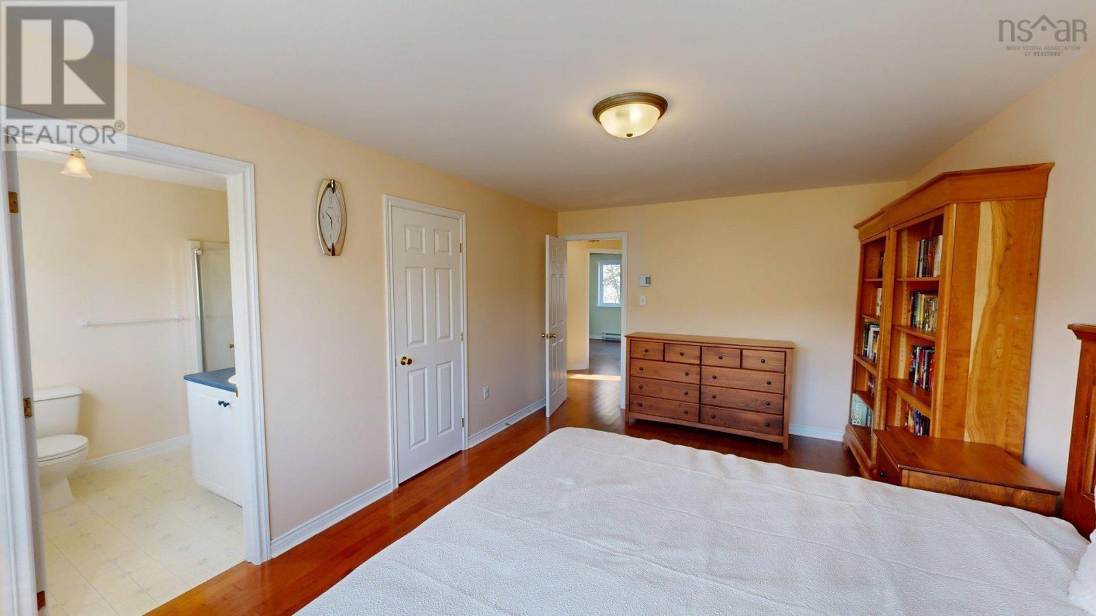 Property 23 of 37 of 11 Glenbourne Court