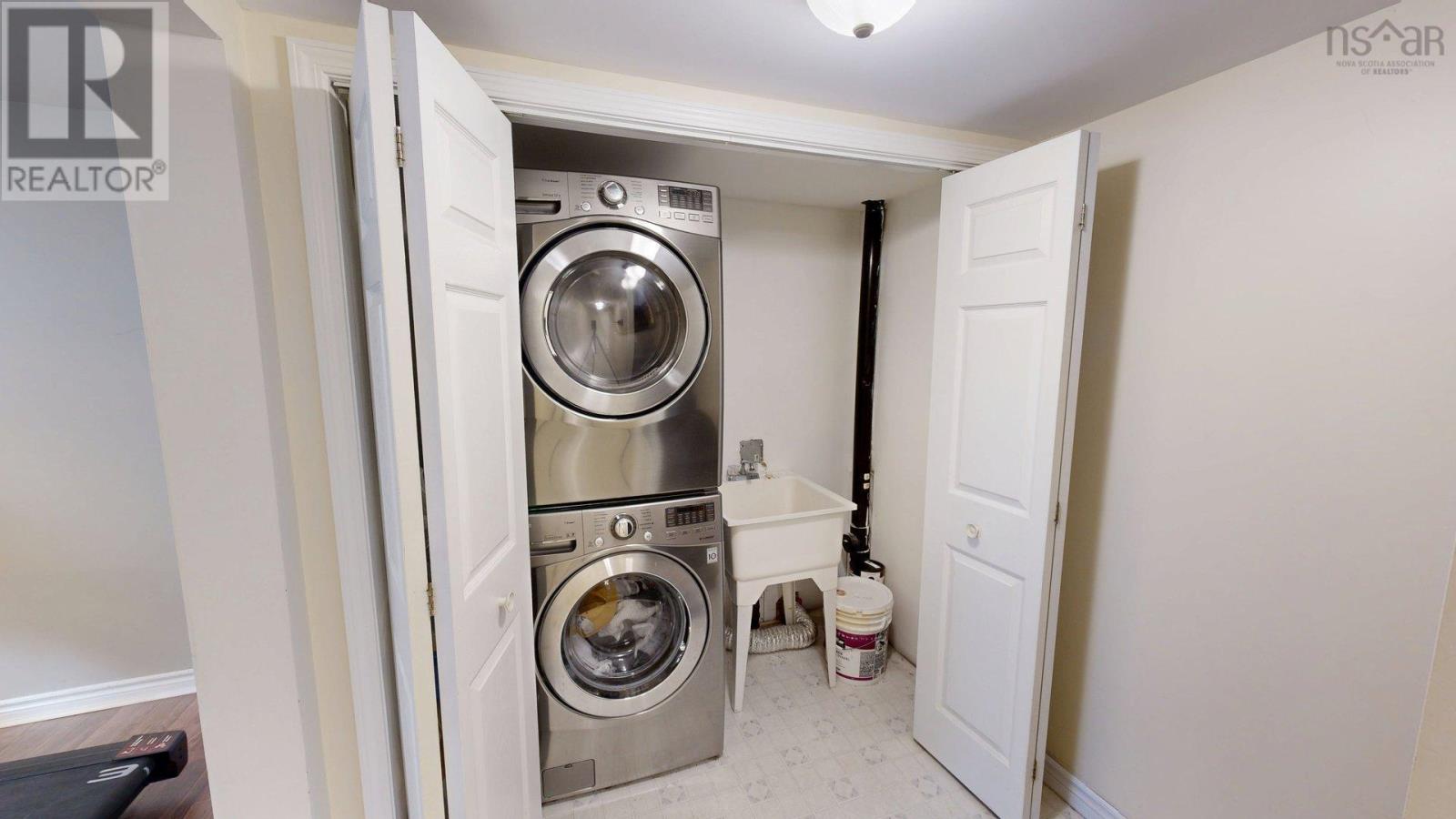 Property 34 of 37 of 11 Glenbourne Court