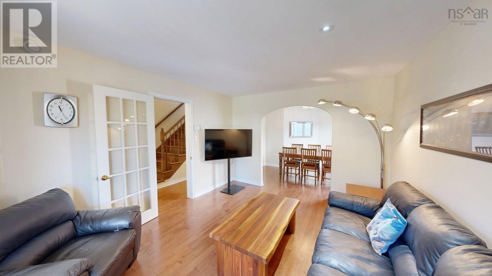 Property 7 of 37 of 11 Glenbourne Court