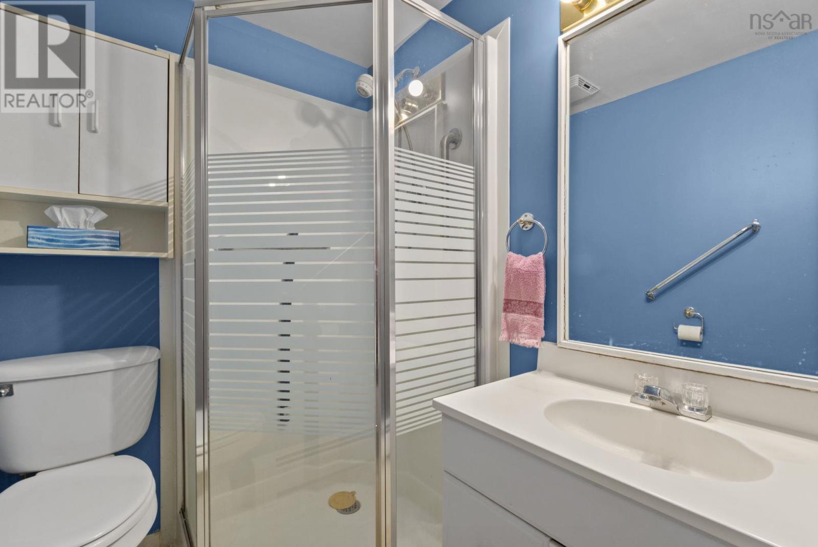 Property 25 of 46 of 54 Sunnybrae Avenue