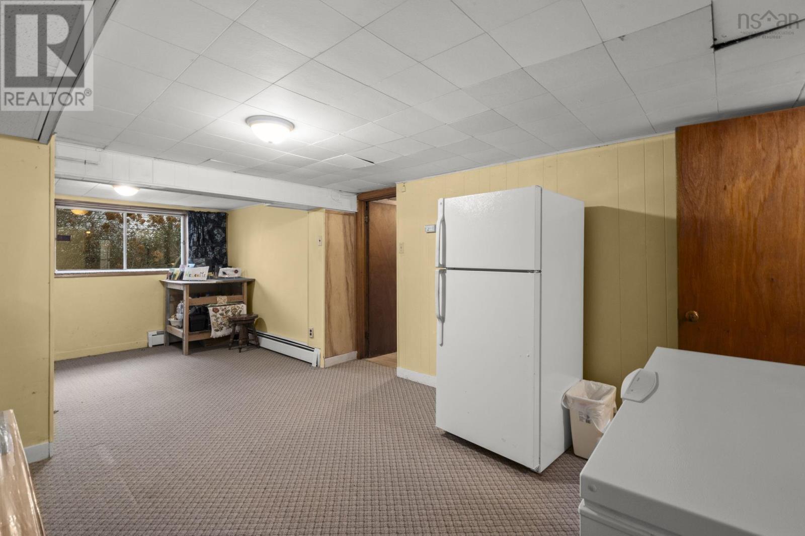 Property 33 of 46 of 54 Sunnybrae Avenue