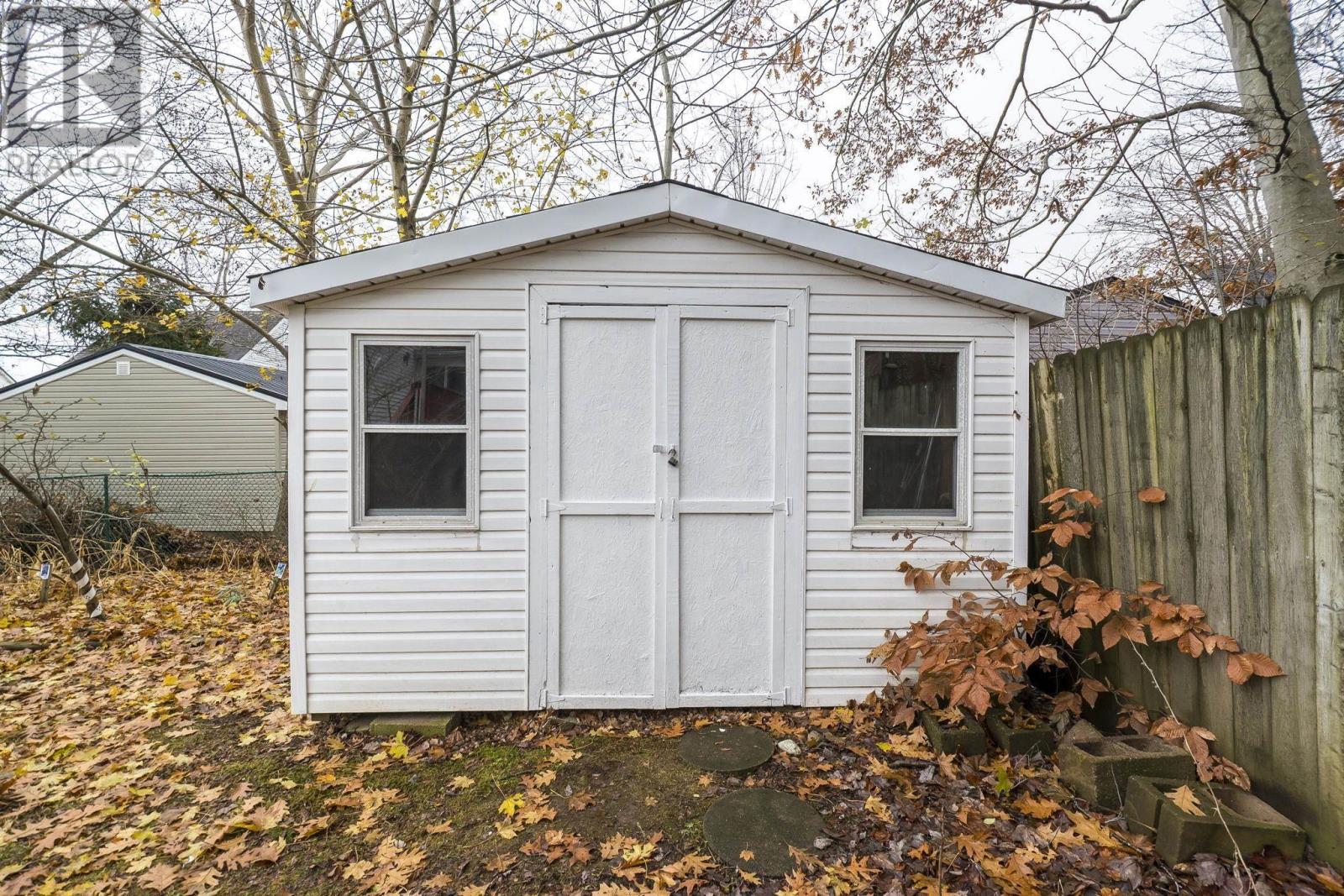 Property 37 of 46 of 54 Sunnybrae Avenue