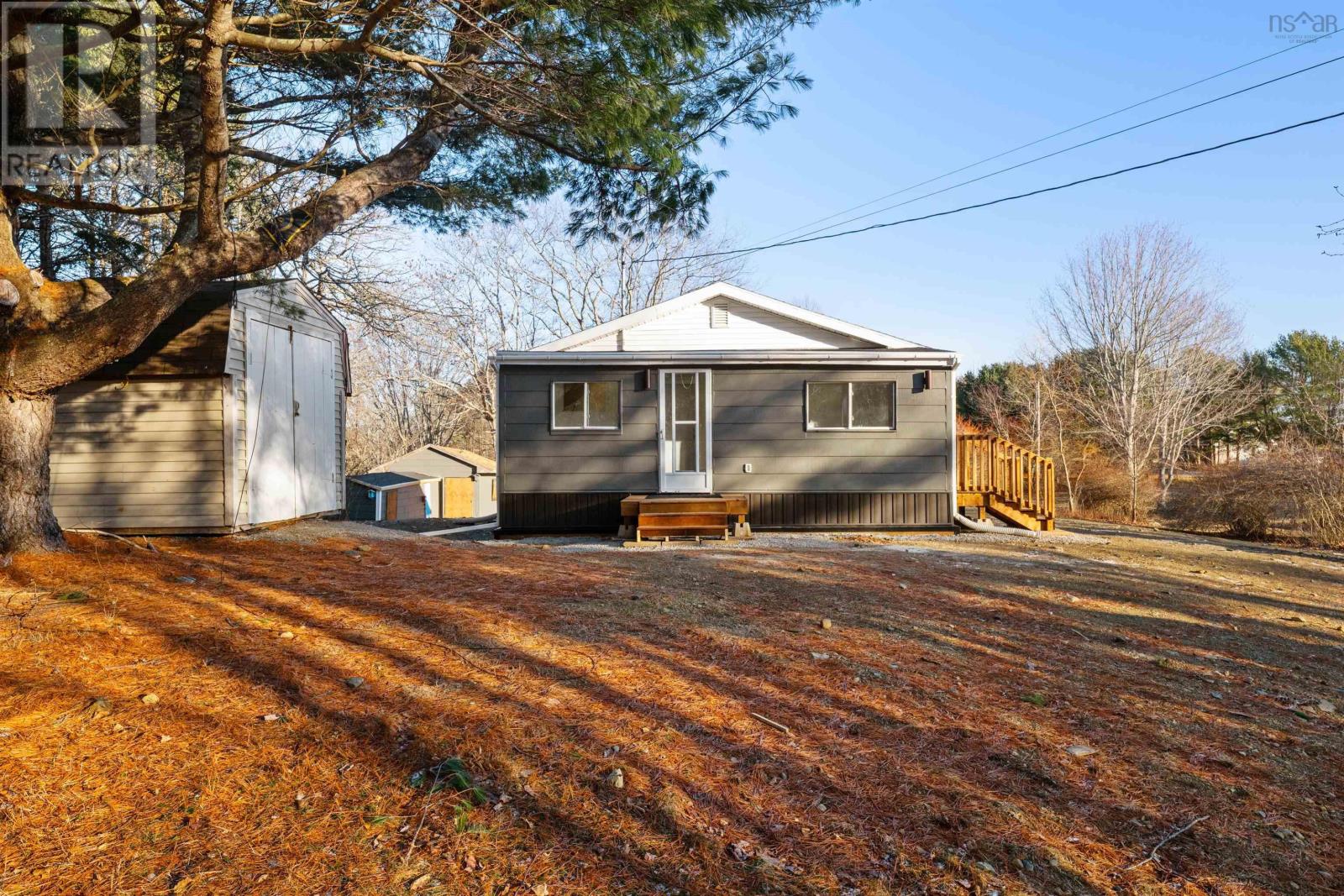 Property 22 of 48 of 121 Barkhouse Road