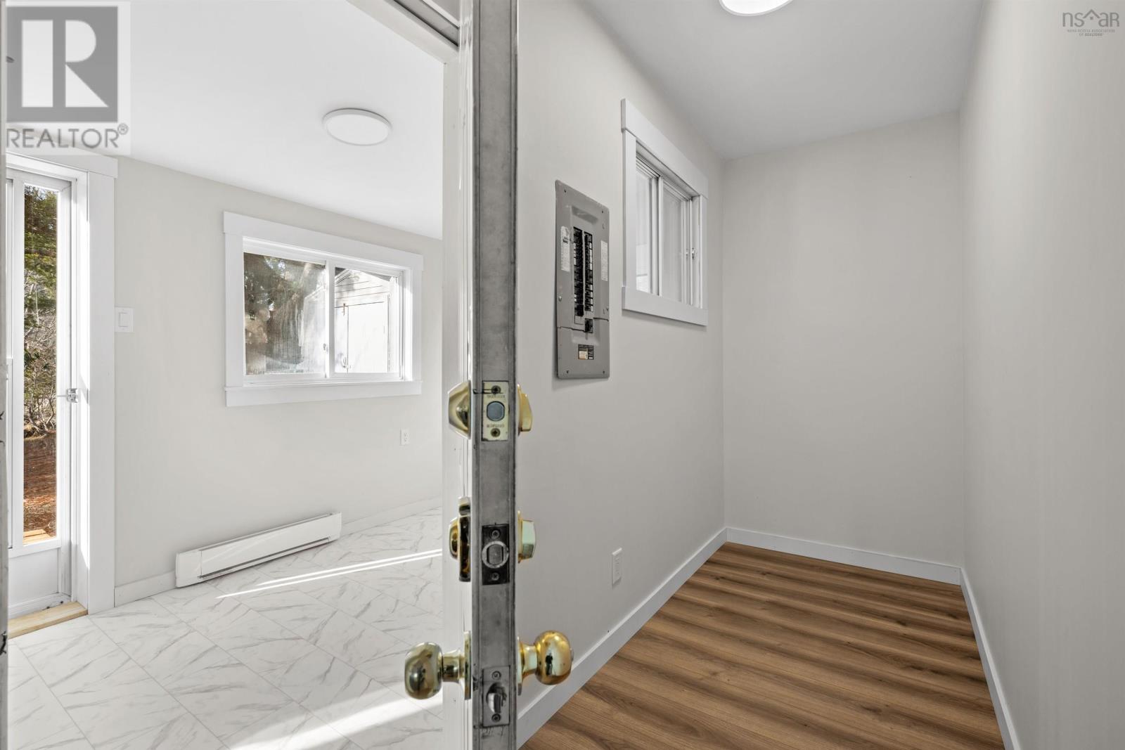 Property 5 of 48 of 121 Barkhouse Road