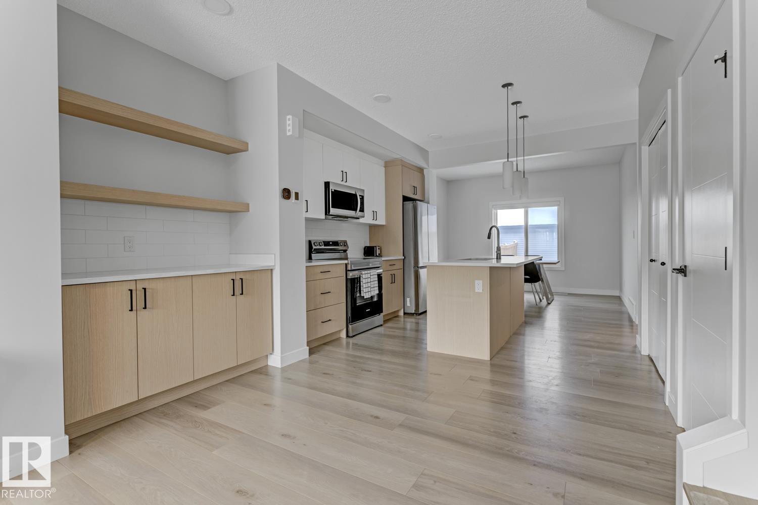 6636 46 AV, Beaumont